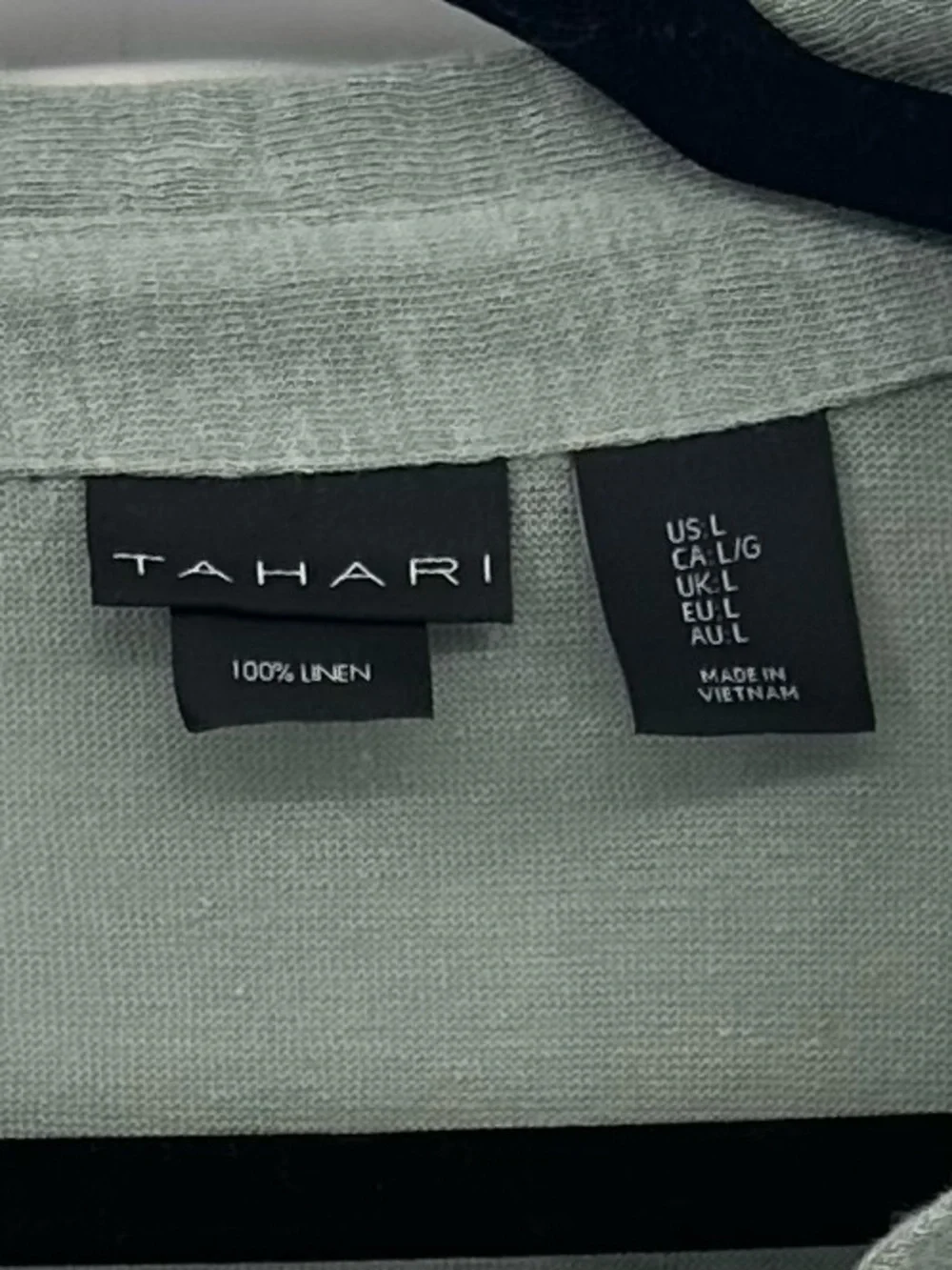 Tahari 100% Linen Sage Green Collared V-Neck Top Women's Large Lightweight 1169